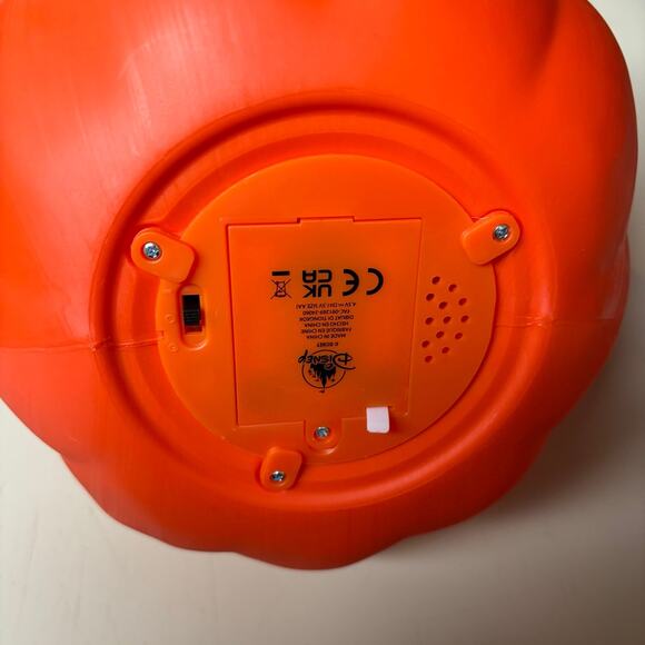 Mickey Mouse GIANT 22" Light Up Jack O Lantern 2024 Halloween - Picture 3 of 4